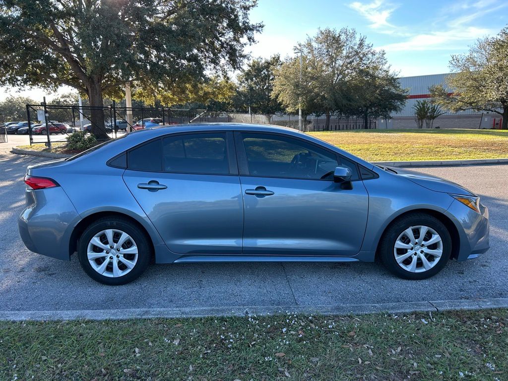 Thumbnail: 2021 Toyota Corolla - 6