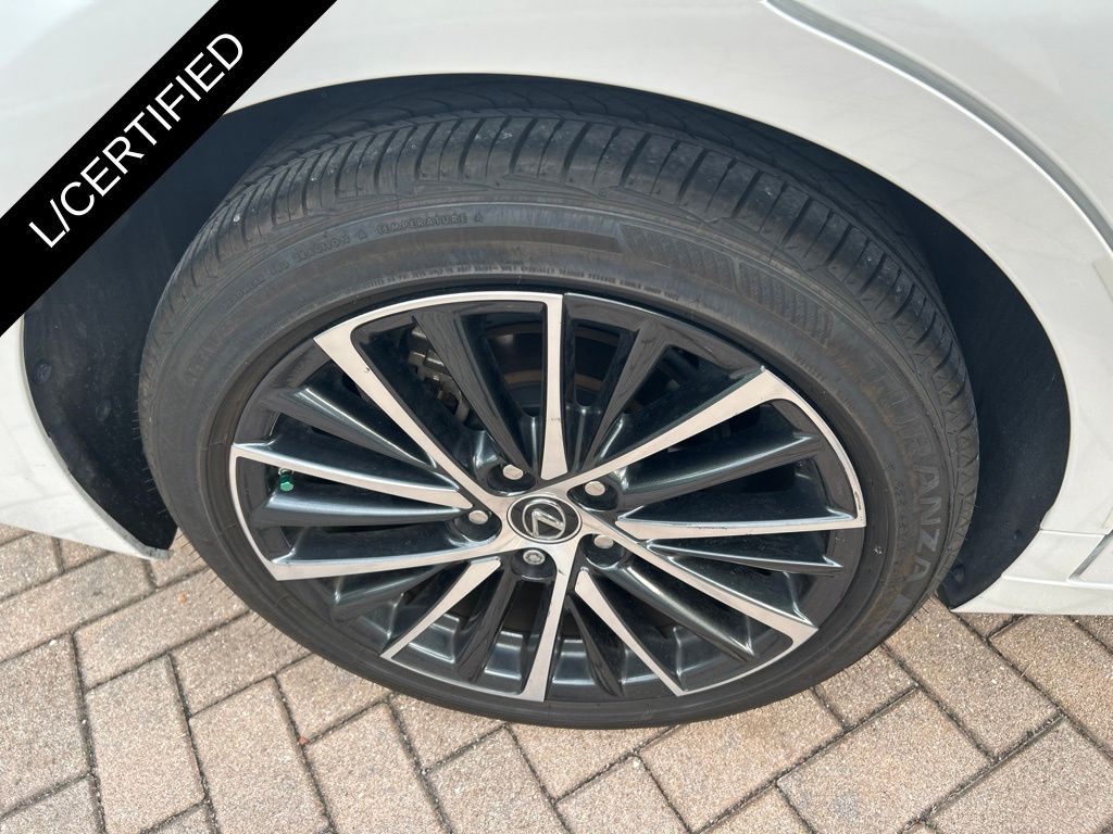 Certified Used 2024 White Lexus 300h image 11