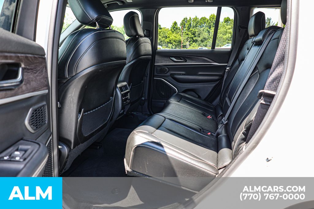Used 2024 White Jeep 4xe image 19