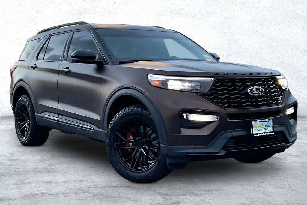 Used 2023 Gray Ford ST image 11