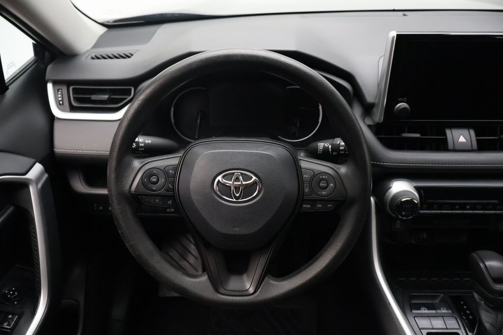 Thumbnail: 2023 Toyota RAV4 - 23