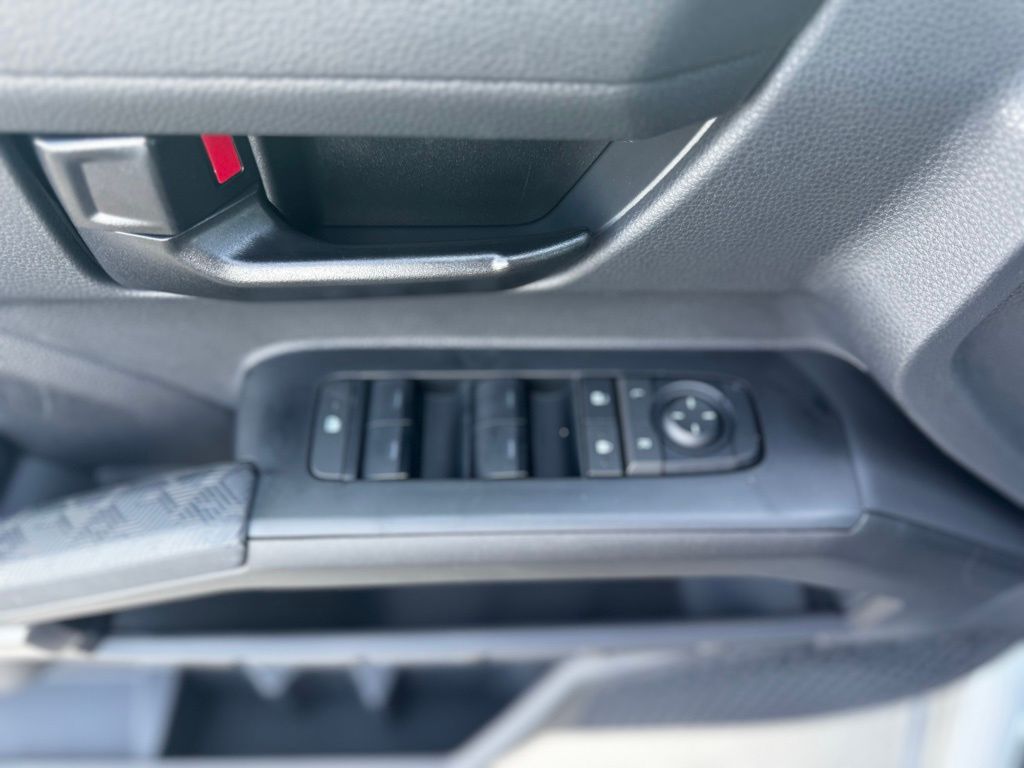 2025 Toyota Tacoma SR5 Double Cab photo 22
