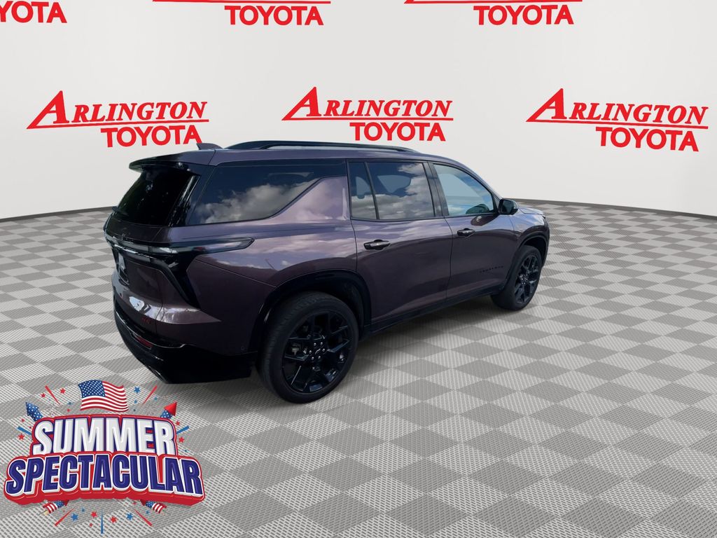 Used 2025 Chevrolet Traverse SUV