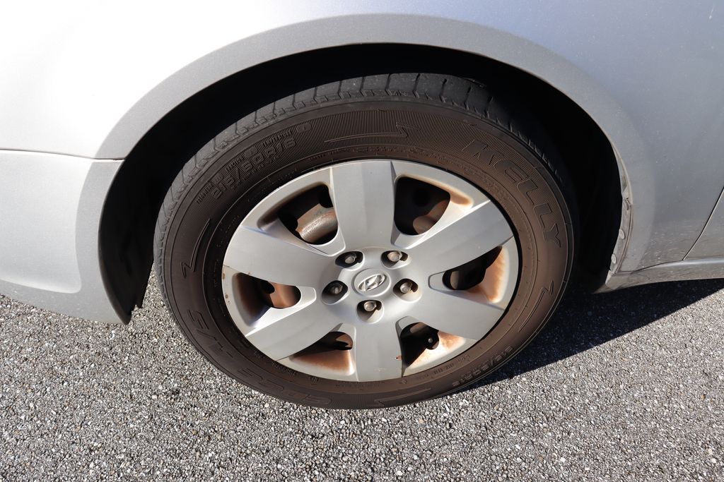 Thumbnail: 2009 Hyundai Sonata - 4