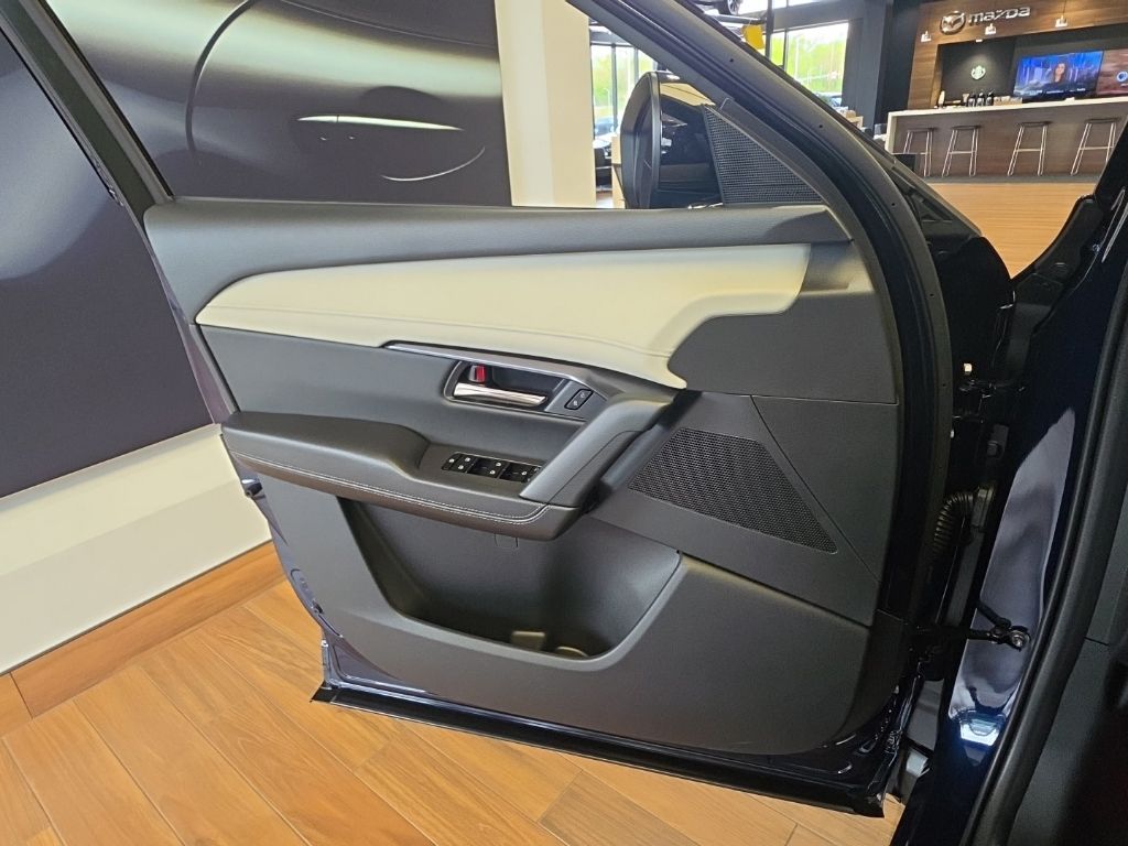 New 2026 Navy Blue Mica Mazda 2.5 S Preferred image 13