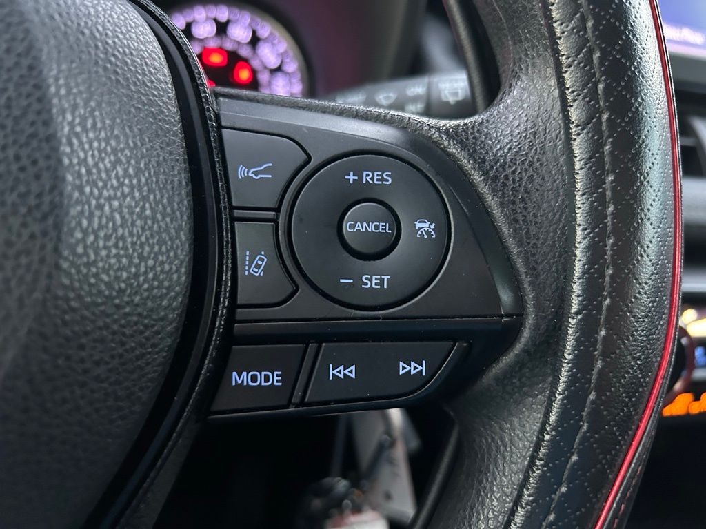 Thumbnail: 2020 Toyota RAV4 - 18