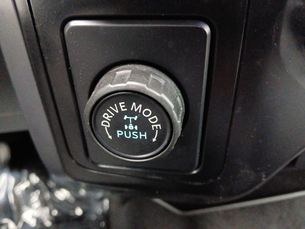 Used Car 2023 Ford F-150  Xlt For Sale Under $35,000 In Austin, Texas