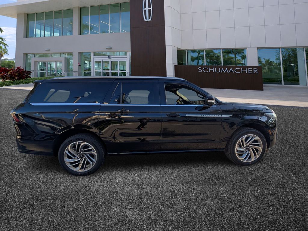 new 2026 Lincoln Navigator L car, priced at $107,590