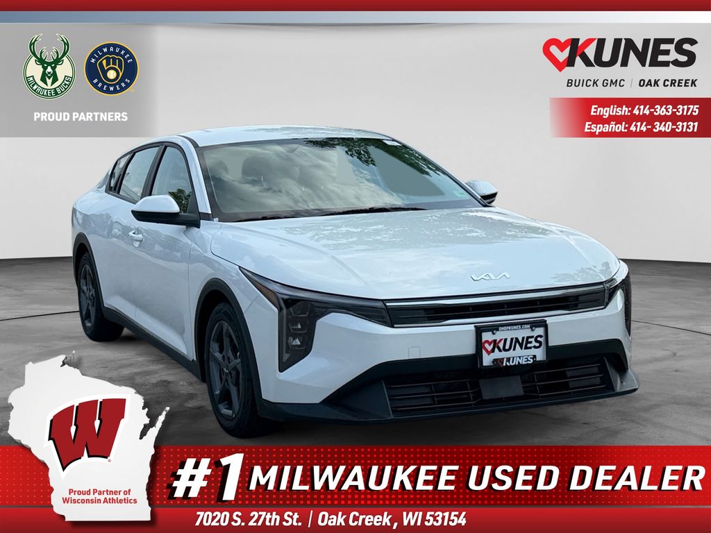 2025 Kia K4 LXS FWD