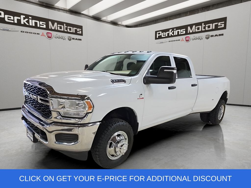 Bright White Clearcoat 2024 RAM 3500 Pickup Truck Four-Wheel Drive 6-Speed Automatic