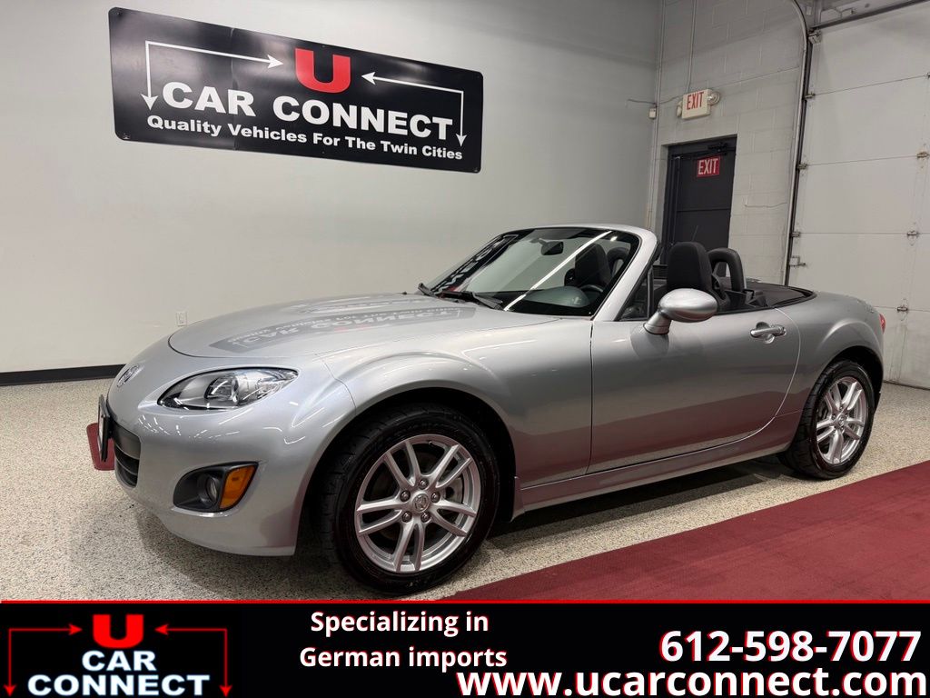 Liquid Silver Metallic 2011 Mazda MX-5 Miata Convertible Rear-Wheel Drive 6-Speed Automatic