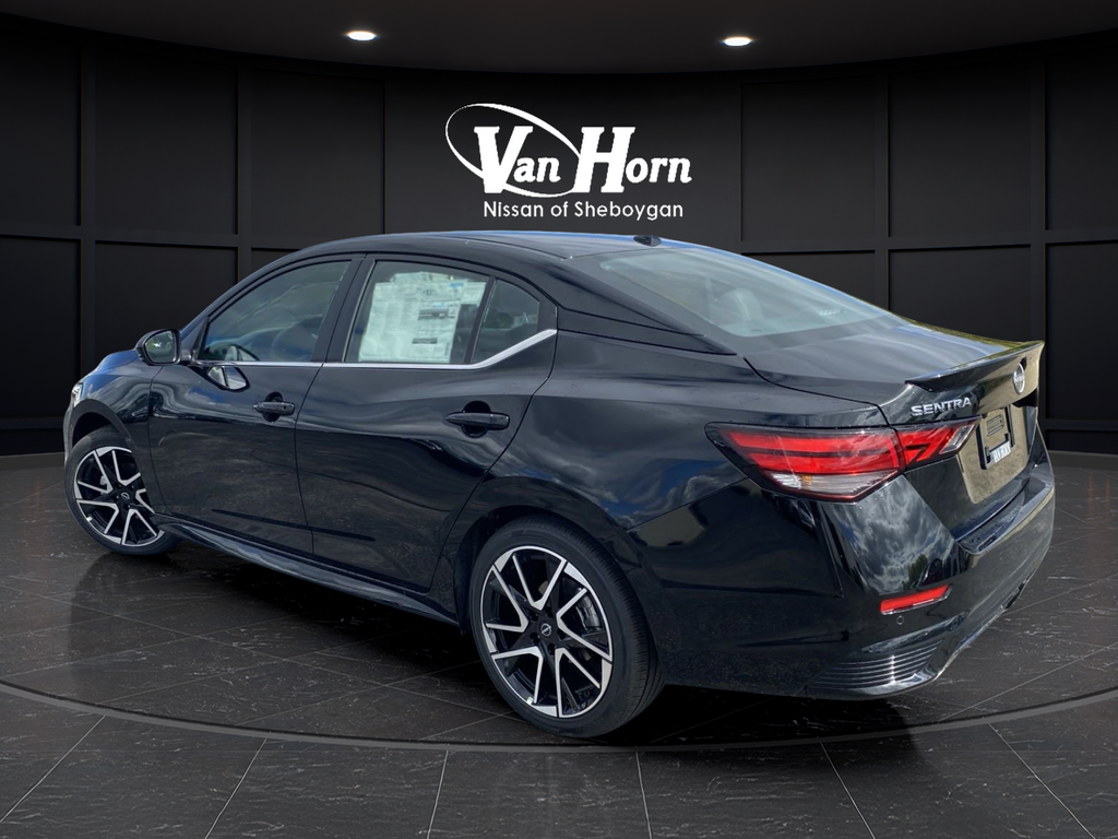 New 2025 Nissan Sentra SR 4D Sedan | #Q153091N | Van Horn