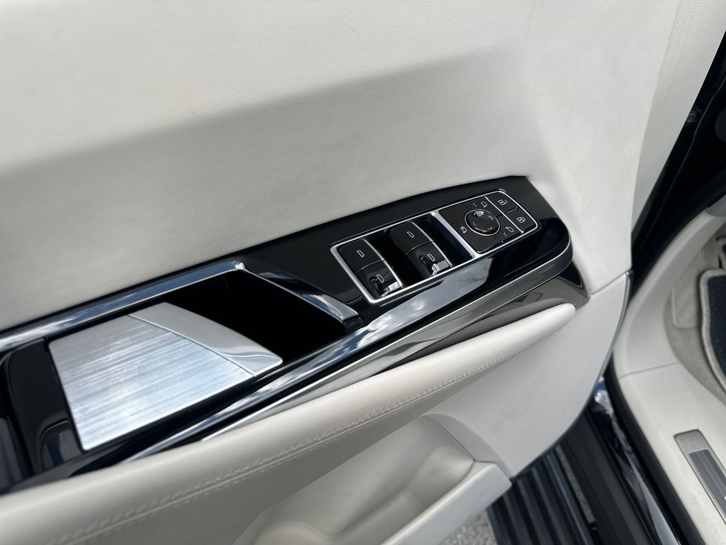 Used 2025 Black Cadillac Premium Luxury Platinum image 20