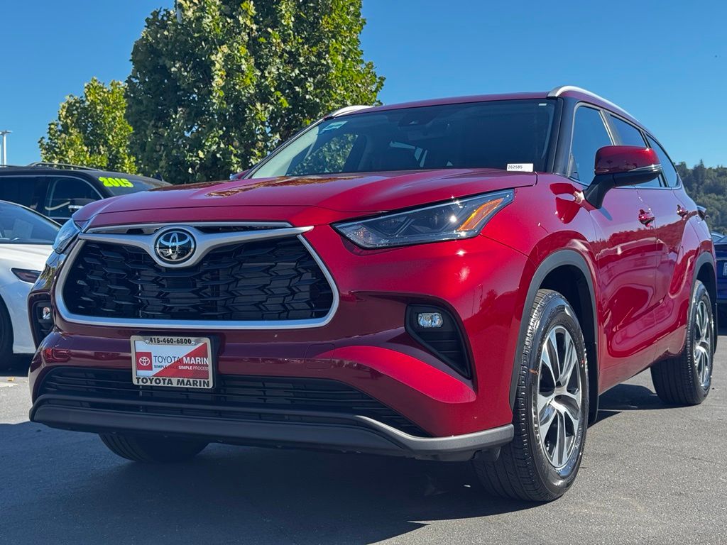 New 2026 Toyota Highlander SUV
