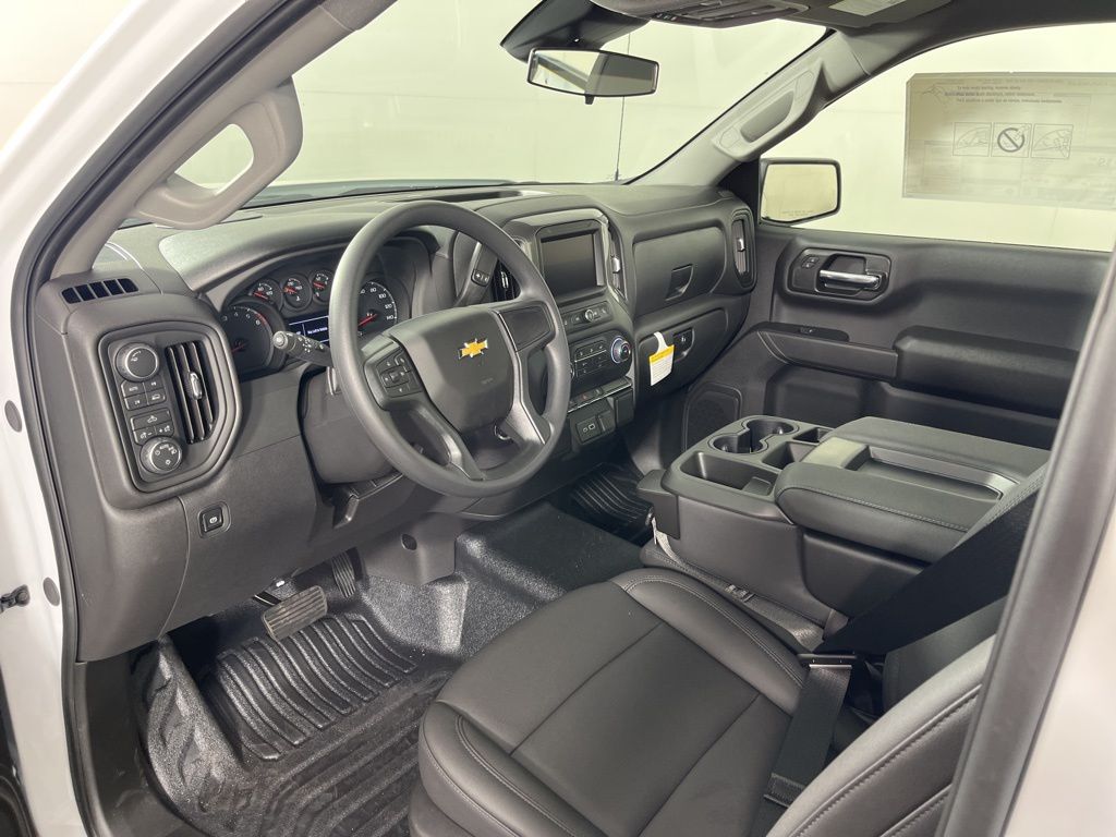 Thumbnail: 2026 Chevrolet Silverado 1500 - 19