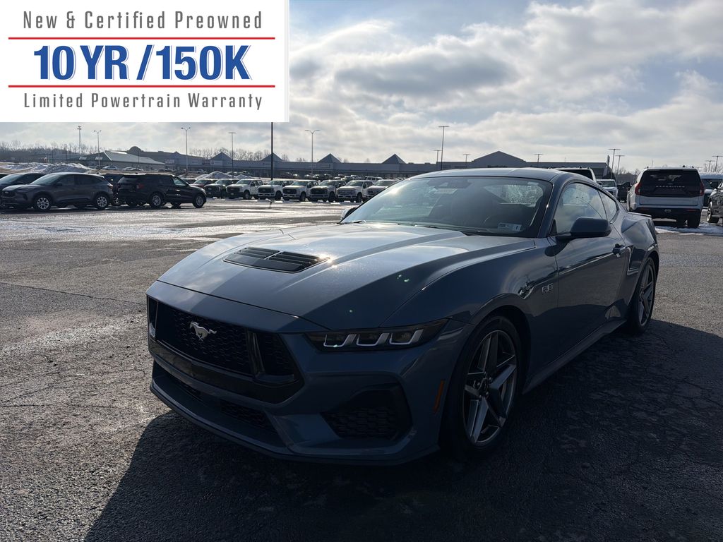 2025 Ford Mustang GT Fastback RWD