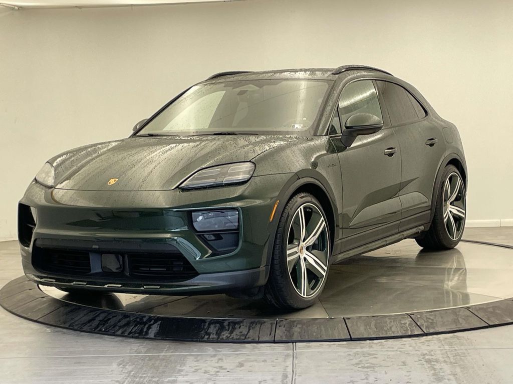 2025 Porsche Macan Electric 4 - 0