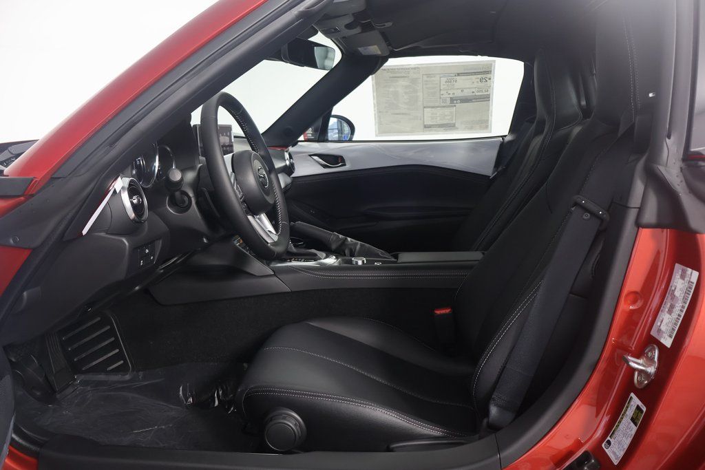 Thumbnail: 2025 Mazda MX-5 Miata - 7