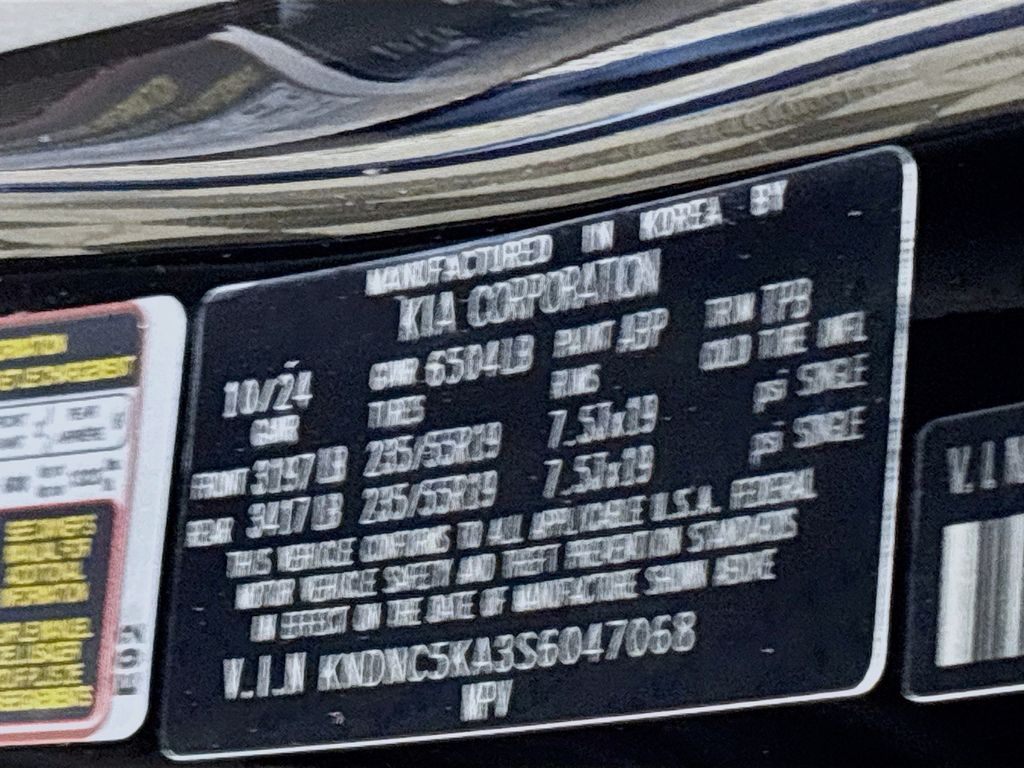 2025 Kia Carnival Hybrid EX