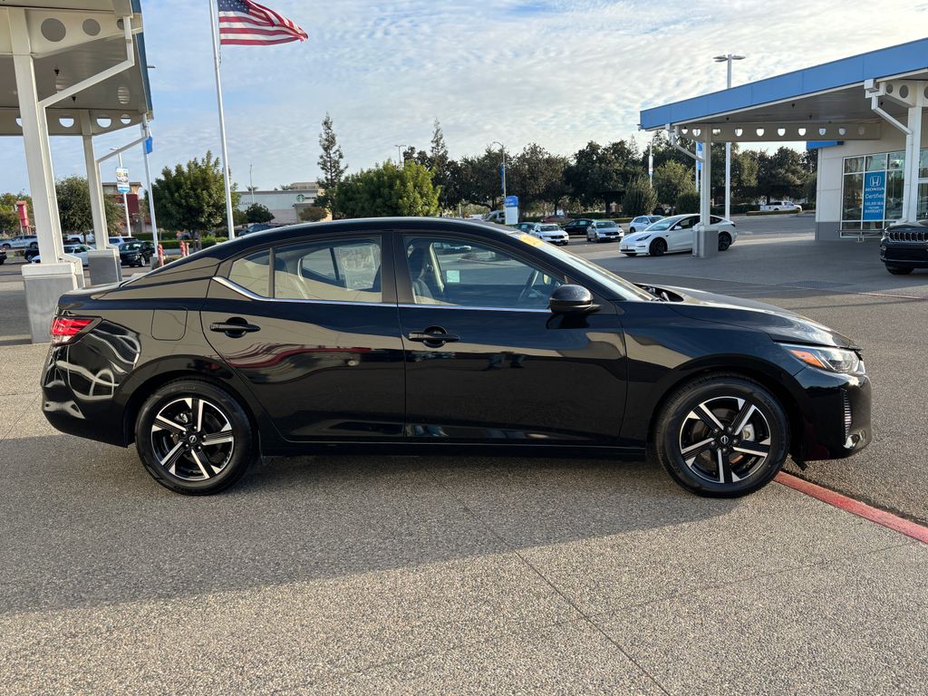 Thumbnail: 2025 Nissan Sentra - 4