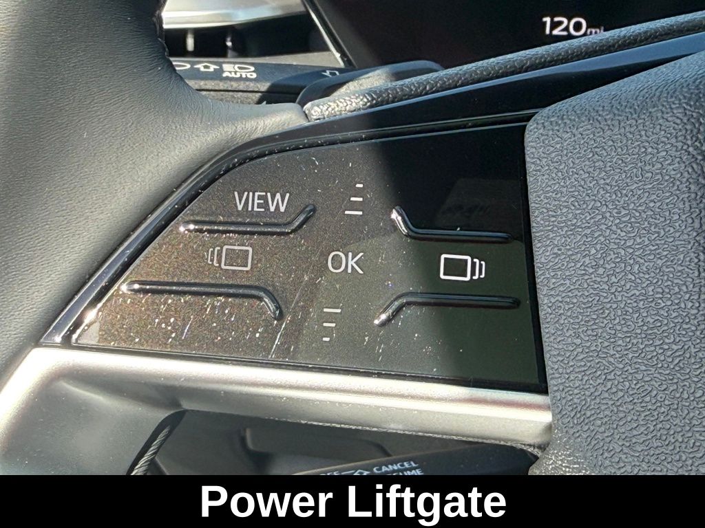 New 2025 White Audi 2.0T Premium image 19