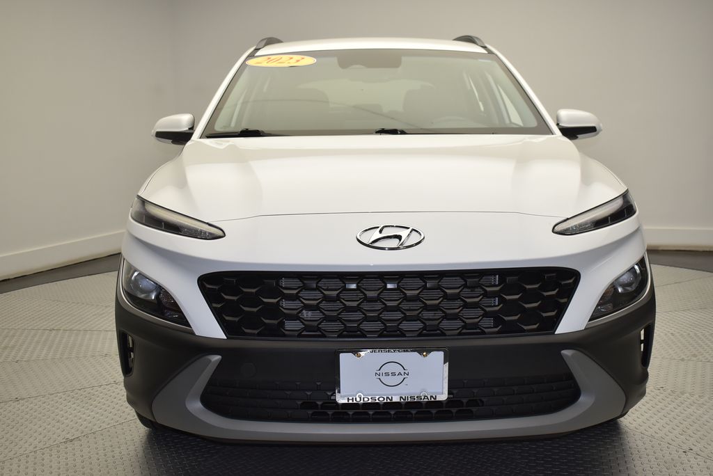 2023 Hyundai Kona SEL 2