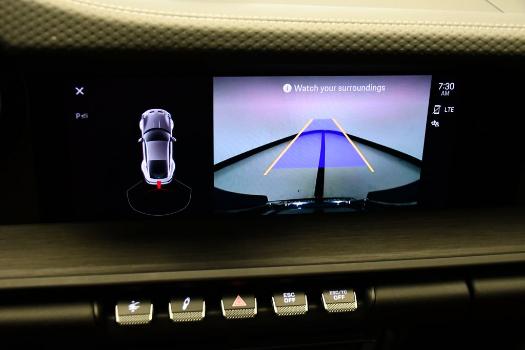 Thumbnail: 2024 Porsche 911 - 31