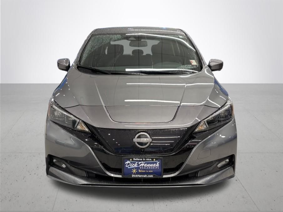 2023 Nissan Leaf SV Plus photo 3
