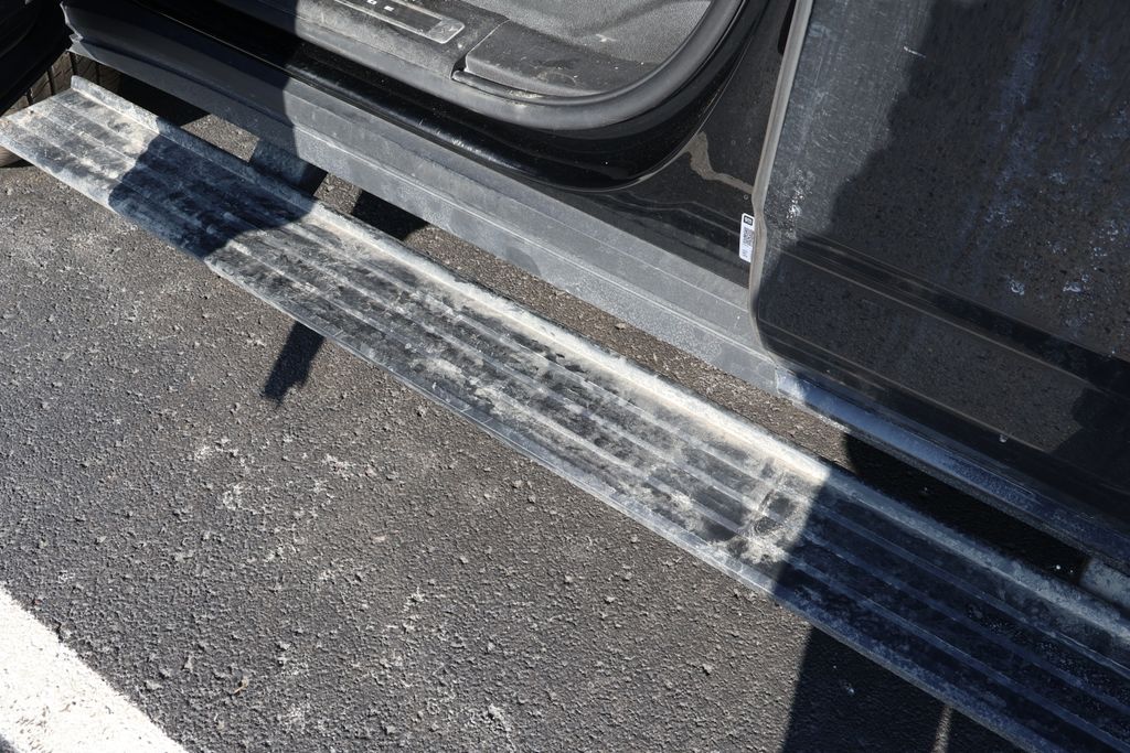 Thumbnail: 2023 Cadillac Escalade - 12