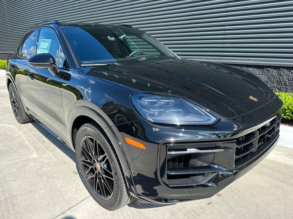 Thumbnail: 2026 Porsche Cayenne - 10