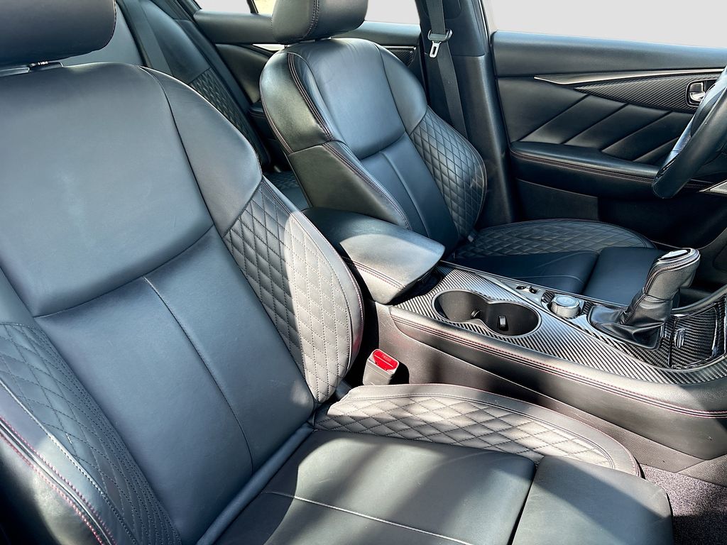 Used 2022 Gray INFINITI Red Sport 400 image 29