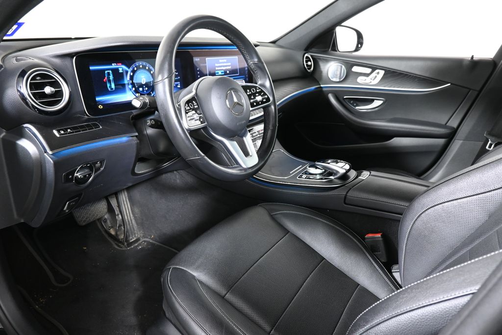 Thumbnail: 2019 Mercedes-Benz E-Class - 4