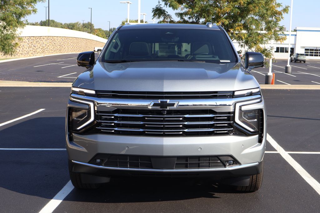 Thumbnail: 2025 Chevrolet Suburban - 2