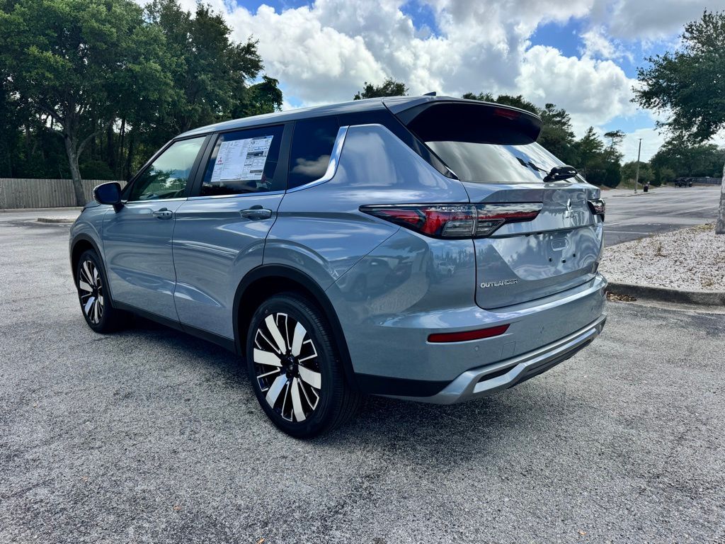 New 2026 Mitsubishi Outlander SUV