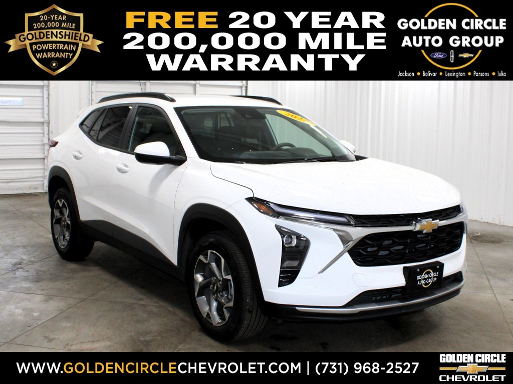 Summit White 2025 Chevrolet Trax LT FWD SUV / Crossover Front-Wheel Drive 6-Speed Automatic