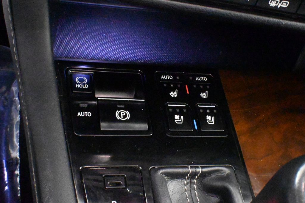 Thumbnail: 2016 Lexus RX - 27