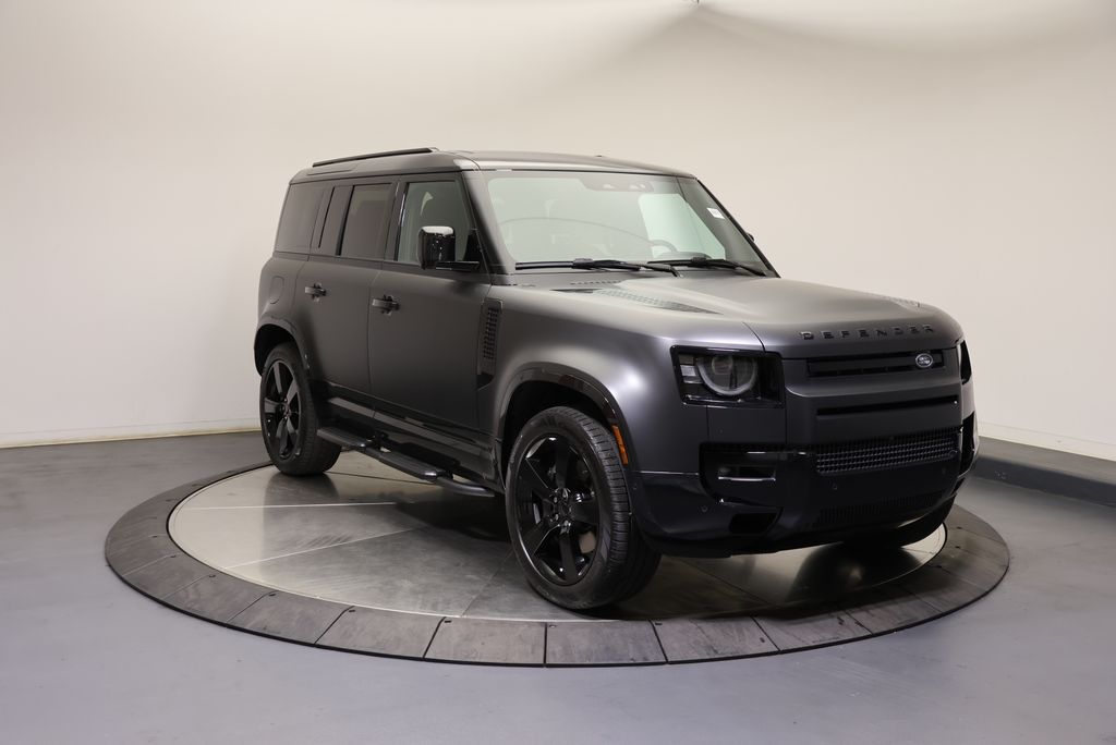 Thumbnail: 2026 Land Rover Defender - 8