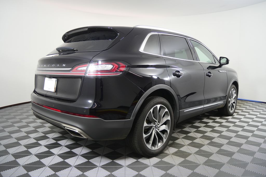 Thumbnail: 2021 Lincoln Nautilus - 3