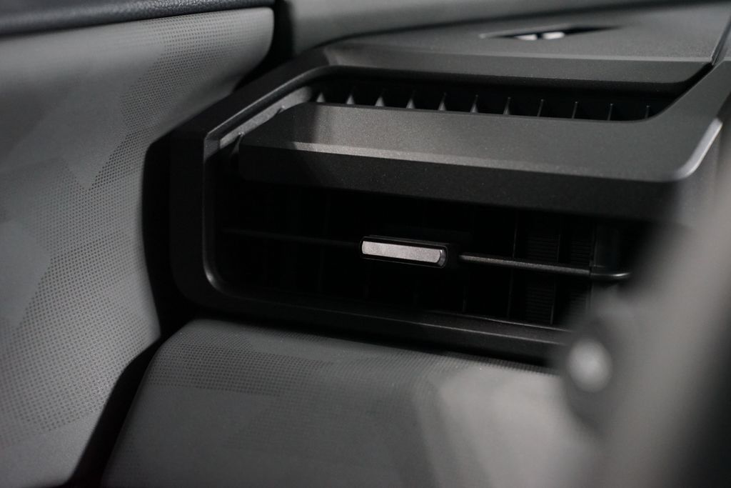 Thumbnail: 2026 Toyota RAV4 - 28