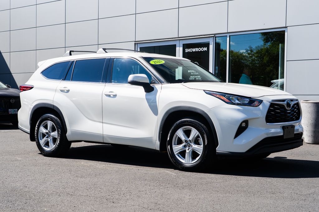 White (Blizzard Pearl) 2020 Toyota Highlander SUV / Crossover All-Wheel Drive 8-Speed Automatic