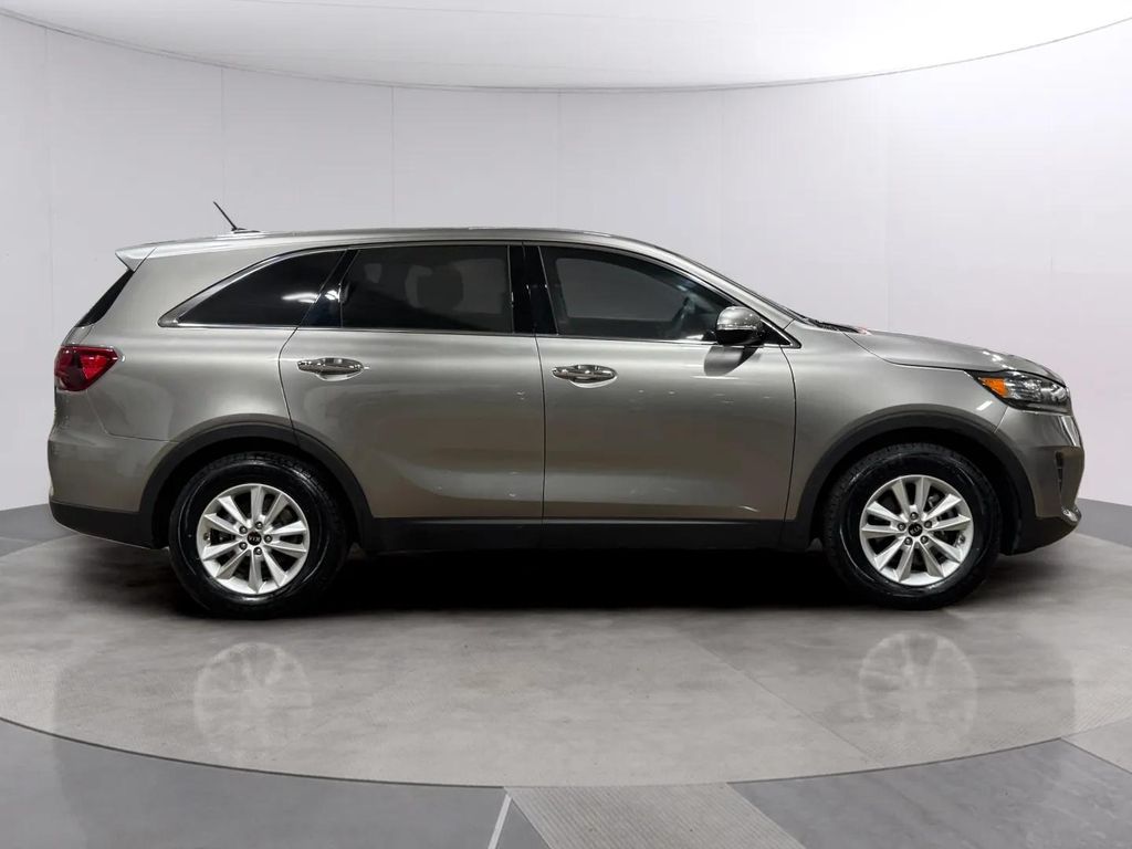Used 2019 Titanium Silver Kia LX image 2