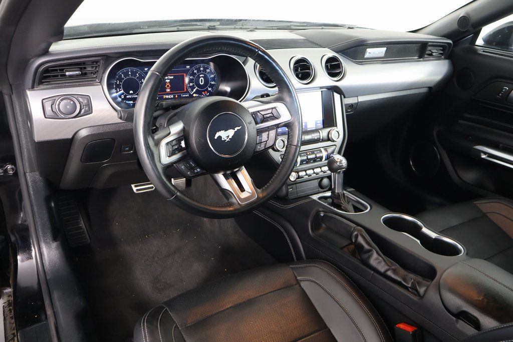 Thumbnail: 2022 Ford Mustang - 6