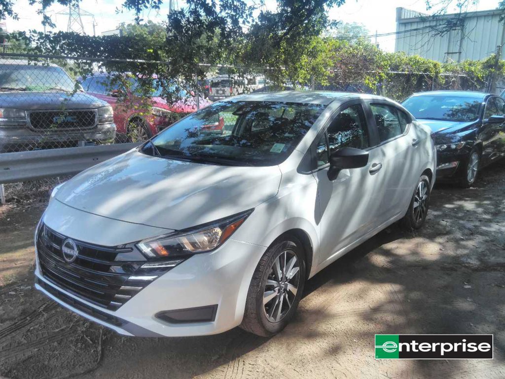 2024 Nissan Versa 1.6 S