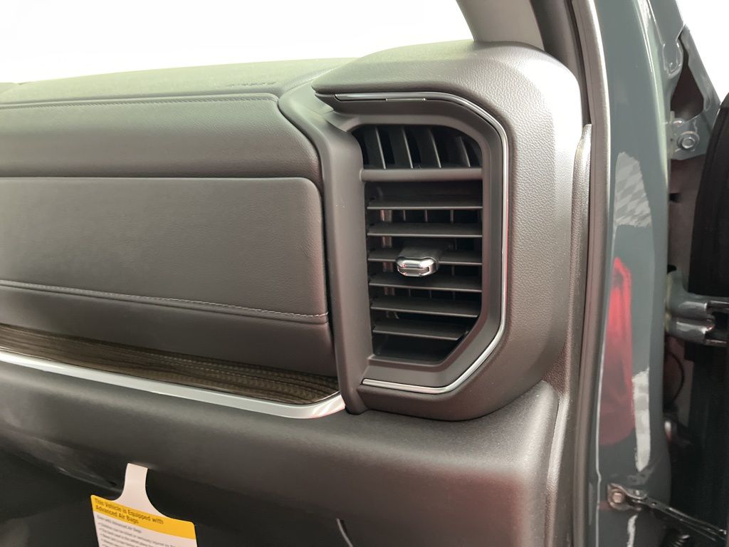 2025 Chevrolet Silverado 2500 LT 23