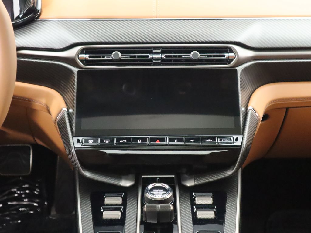 Thumbnail: 2026 Aston Martin Vanquish - 14