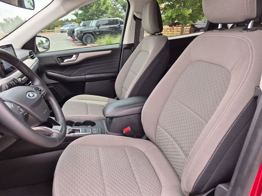 Used Car 2021 Ford Escape  Se For Sale Under $20,000 In Austin, Texas
