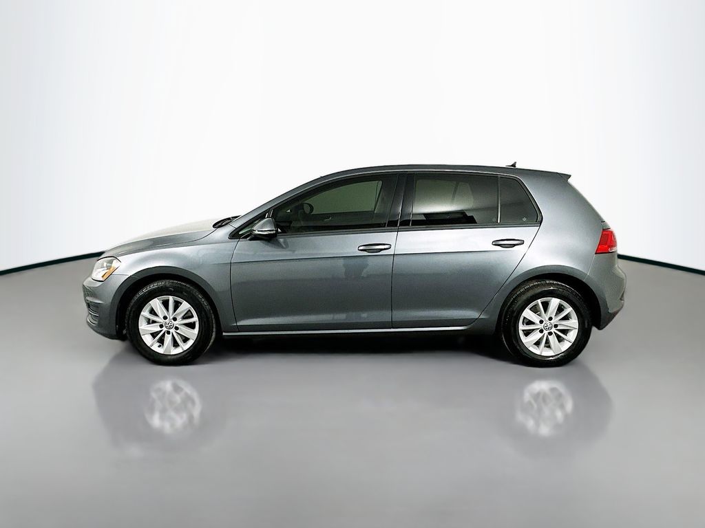 Thumbnail: 2016 Volkswagen Golf - 8
