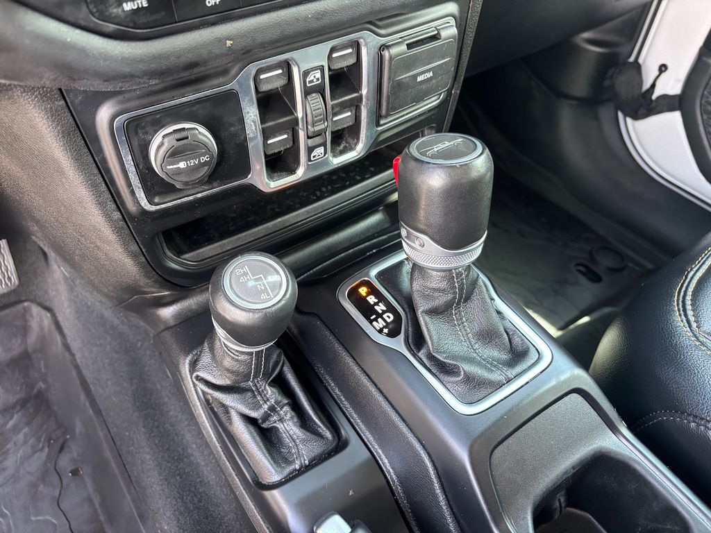 Used Car 2024 Jeep Gladiator  Texas Trail For Sale Under $40,000 In Austin, Texas