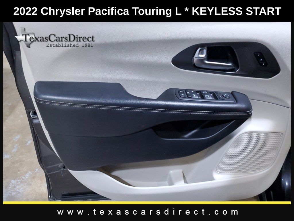 2022 Chrysler Pacifica Touring L 9