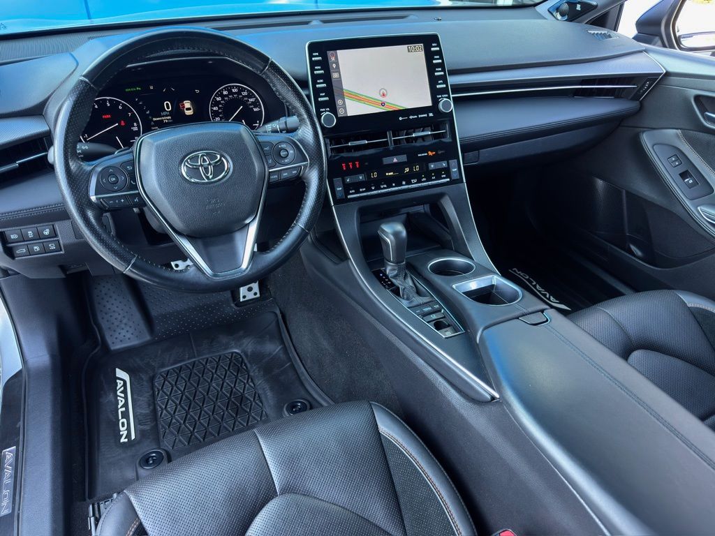 2019 Toyota Avalon XLE - 2